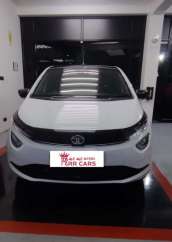 Tata Altroz XZ Plus DCT BSVI